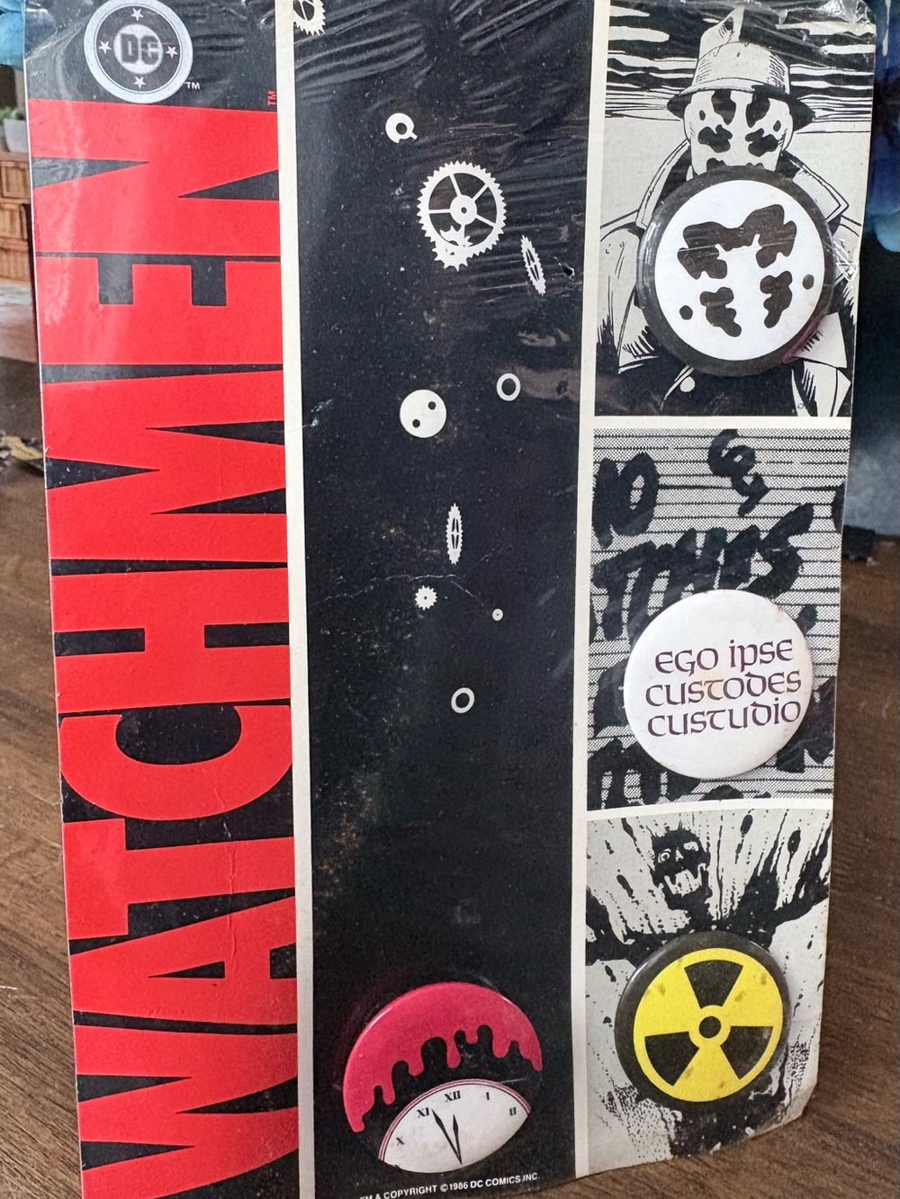 1986 Limited Collectors Series DC comics Watchmen buttons